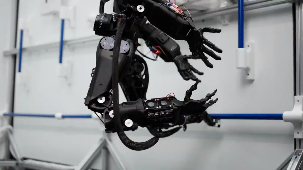 Forget Two Arms: This Wild New Four-Armed "Space Humanoid" is Built for Zero-Gravity