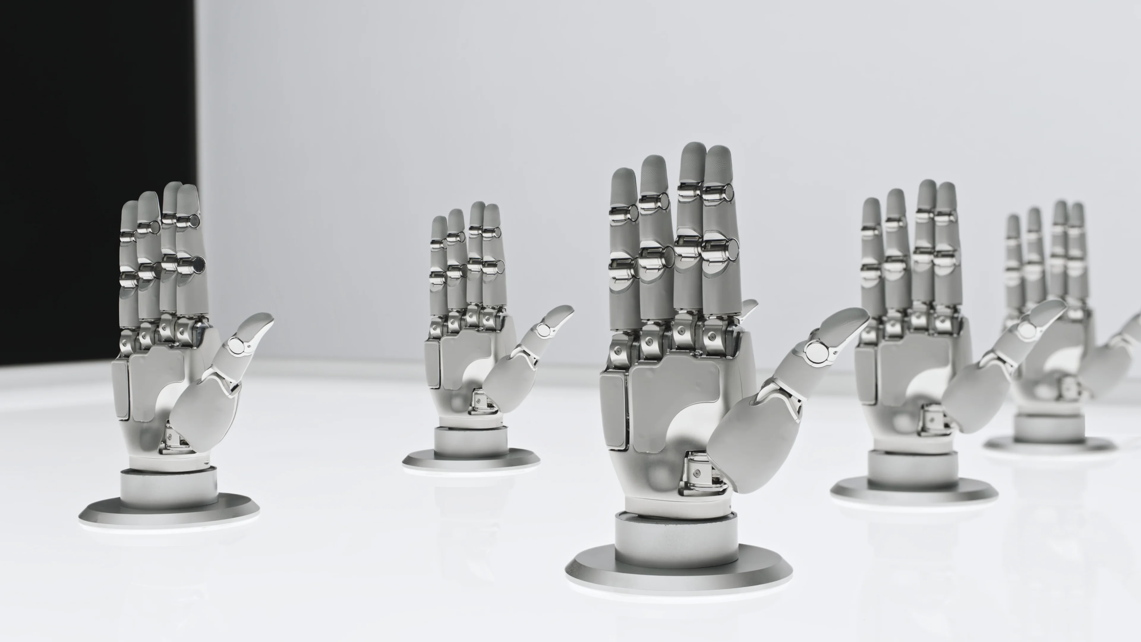Sharpa Robotics Ramps Up Mass Production of "Vision-Based" Tactile Hand