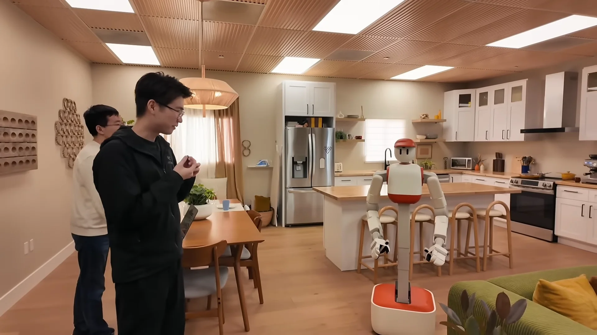 Watch: Inside Sunday Robotics’ Mission to Move Beyond the "Viral Demo"